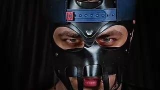 A guy in the bathroom shaves his balls and jerks his dick