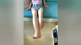 After the beach it gets hot! Tranny girl gives Blowjob and footjob! Double cumshot!