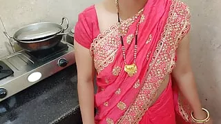 Hot indian desi bhabhi ko phali baar choda muskaan bhabhi ki newly Saadi ke baad boyfriend ne badroom me choda mms leak