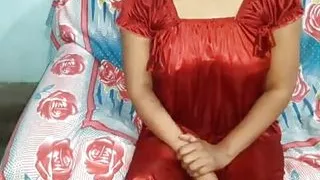 Wife Waiting Husband Come  From Office