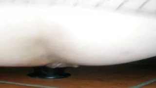 Riding a nice Dilto in the deep ass