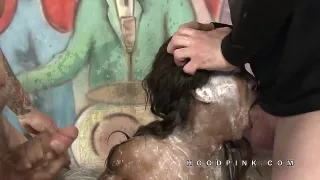 Hardcore Kehlenfick mit Ebony