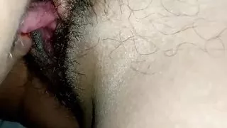 Boyfriend eating pussy his school girlfriend