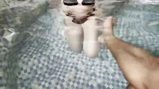 Swimming Coach Seduced a Student and Fucked Her