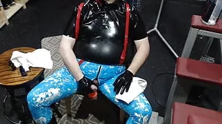 Rubber Bear Slurps and cums