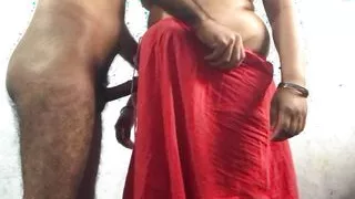 Aaj ti bhabhi ko khda kar ka choda bhabhi boli mari tang utha kar chodo
