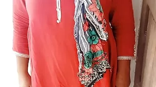 Nokrani vs maalik viral MMS video hard big boobs small pussy leak video viral hard big dick sex hard big anal with Muslim