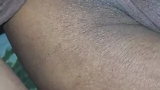 Kick my ass on the side, I'll open it up for you to see it wide open