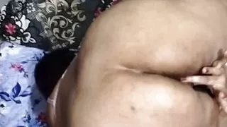 Pakistani hijab girl clear Hindi voice fingering video