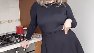 I've lost a bet and now I have to undress me and play with my assohole in front of my roommate!! WHAT A SHAME