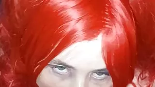 Karcelyne performs a burlesque redwig show