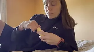 I love sucking on bananas