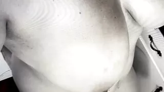 Making myself cum with my thrusting machine