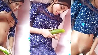 Horny Indian girl masturbates with cucumber Milky Pussy, Sex Lover Masturbates Her Tight Pussy and Creamy Cum Tamil sex video
