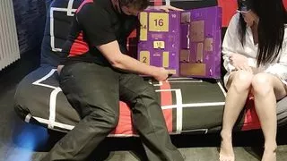 LoveHoney Advent calendar Day 20 : Spanking is good