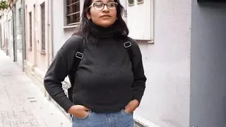 Chubby Latin babe makes an amazing porn debut with a big cock!