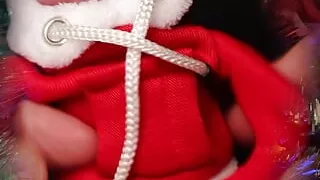 Merry Christmas from Santa! Stroking and cumming for you