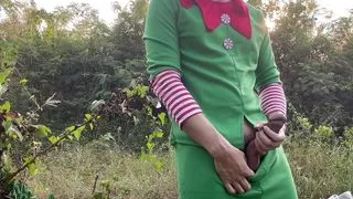 Runterholen, Sex im Freien, Öffentlicher Sex, Lutschen, Thai, Uniformsex