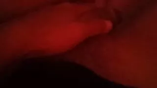 New video 2023-12-21 03:14:24Waktu musim panas akhirnya tiba, dan semua gadis sedang berboksin ke bawah. Dalam permainan ini, an