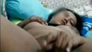 ilbobs really masturbates until satisfied