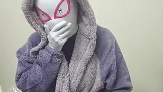 Spidergwen vibrates and orgasm few times in sexy purple dress