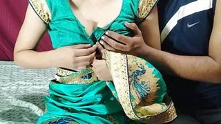 StepMom Se Tution Fees Lene Aaya Then StepMother Put Off Their Blauze