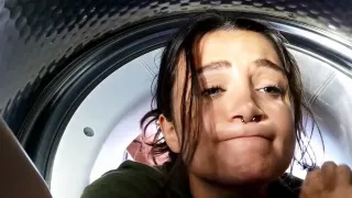 le pote de mon mari me baise avant son retour (pornhoader )