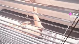 Wtf! Housemate Does Not Know I Can See Her Masturbating in Balcony