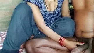 Bengali Bhabhi, wearing a maxi, pressed her boobs a lot and quenched the itch of her pussy.