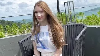 Met a girl on vacation and fucked her in his hotel room