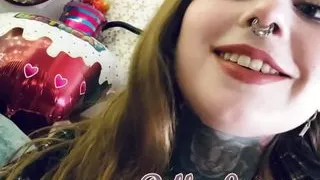 Queen of Orgasm! Her pussy always wants to cum!