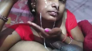 Bhabhi Pussy Hard Fisting pussy inside hand