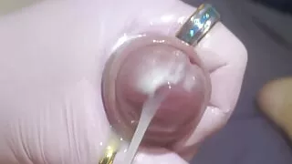 Gloves latex cum 4k masturbation close