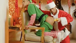 My Twinkie Elf! (Christmas Special)