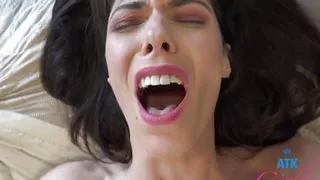 Vera Wants You to Fuck All of Her Holes and You Do Just That