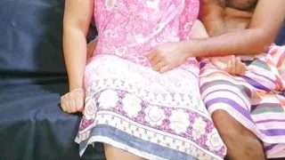 Sri lankan new sexy stepsister romantic fuck ,creampie juicey pussy