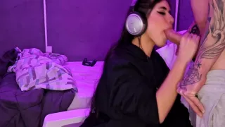 I Gave My Huge Cock To This So She Could Play With Gamer Girl