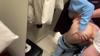 A Real Creampie In The Cum In My Tight Pussy While I Try On Jeans