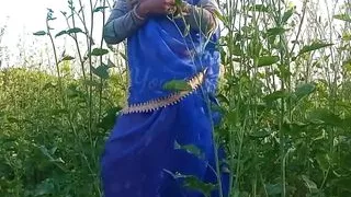 First time outdoors sex video, forme Desi bhabhi fuck in outdoor,star yourrati