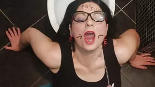 The things your aunty will do to make sure your satisfied PIG URINAL