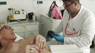 Horny Blowjob for the Doctor