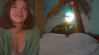 I bought a new camera and proposed something to a sexy girl