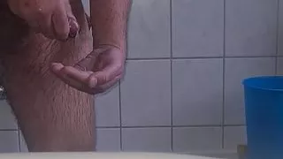 Jerking off & washing in the shower