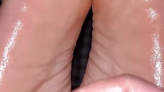 Very Nice Oiled Soles and Toes