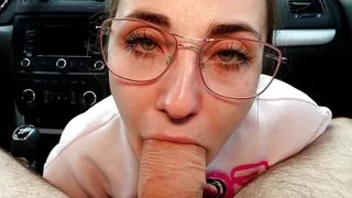 my girlfriend  sucked and fucked my dick in the car