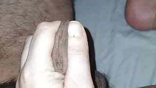 Step daughter hand slipped into step dad dick giving him a handjob