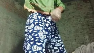 Young couple sex Hindi audio hard fucking