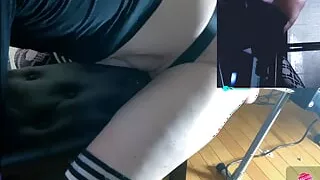 Some more closeups of me getting fucked for tips on cam