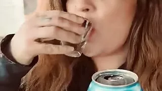 daddy brought his cum to work so i could drink it cause he knows how much i love it