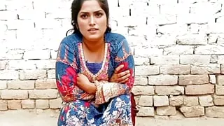 Marnay wali larki ko ghar pa lay ja k choda When I was going somewhere, I saw a girl sitting who had been cheated.